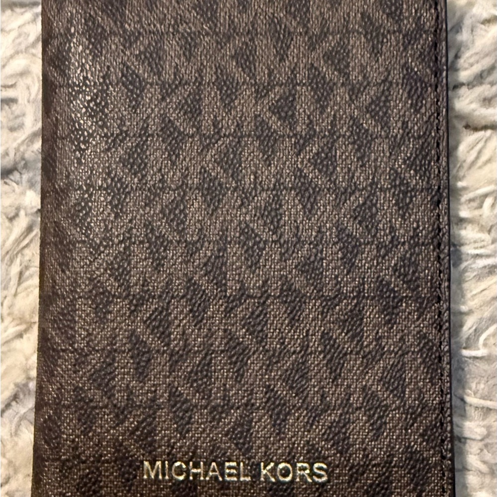 Michael Kors Jet Travelers Passport Wallet